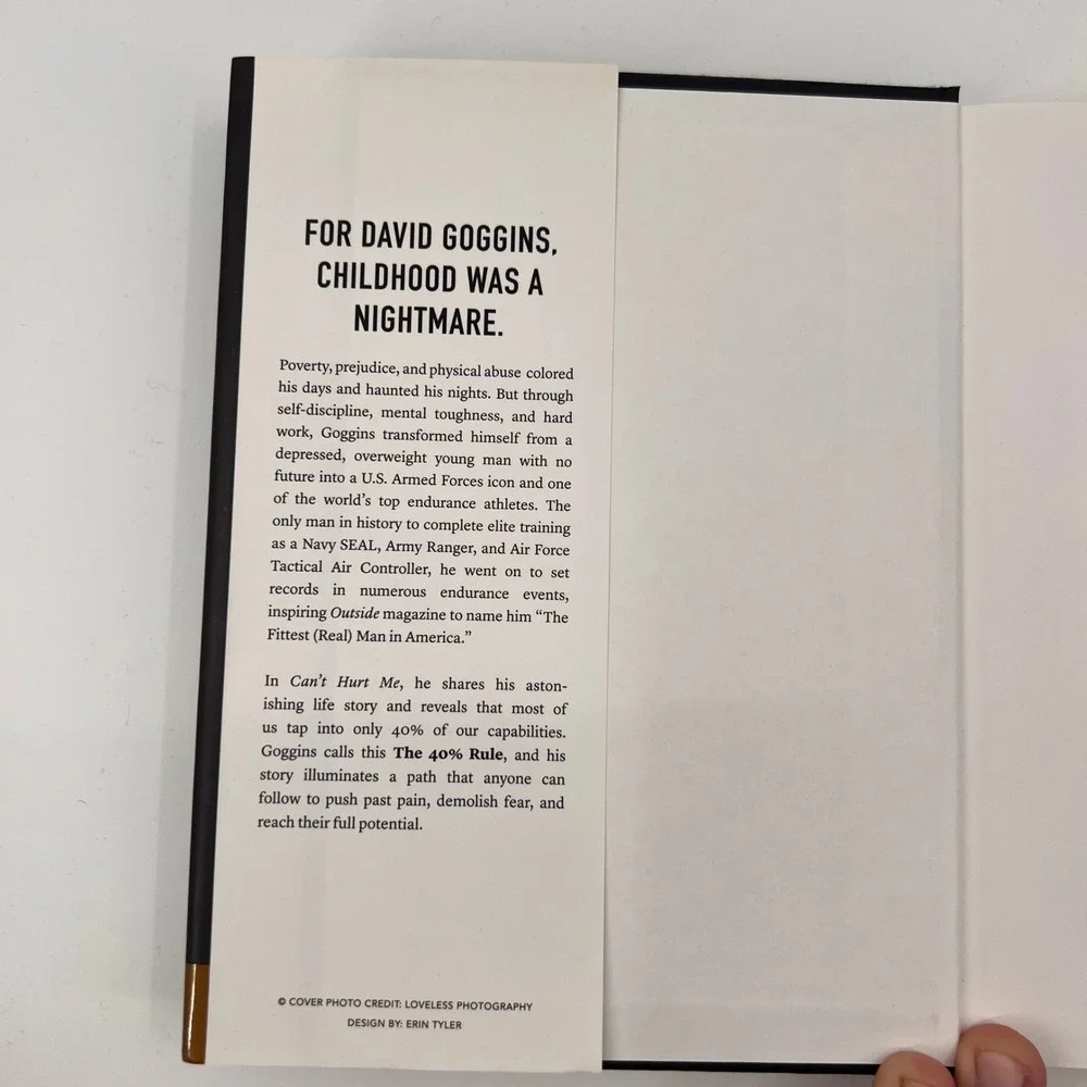 Can't‎ Hurt Me Master Your Mind and Defy the Odds David Goggins Hardcover Book